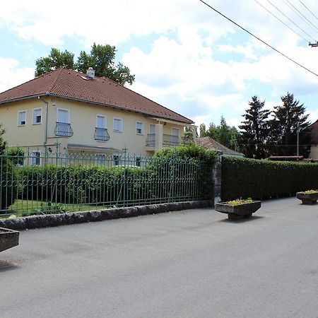 Otto Apartment Гаркань Екстер'єр фото